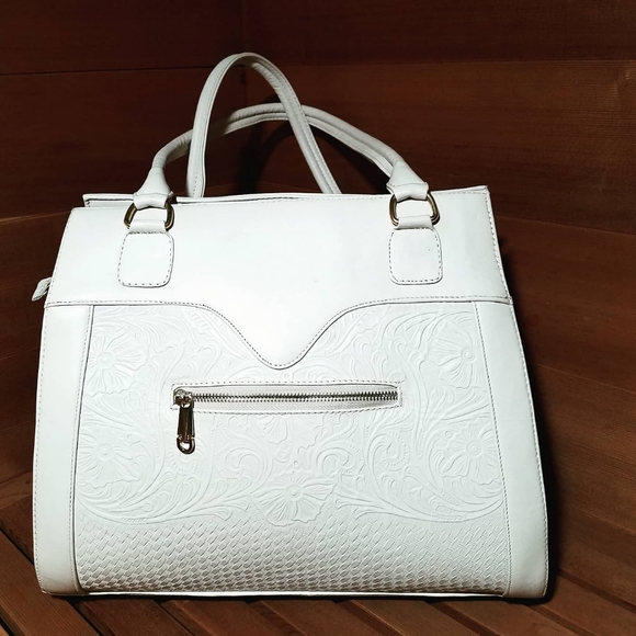 Handbag - Picture 2 of 3